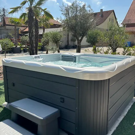 Πανσιόν Roze Vendeghaz 3*