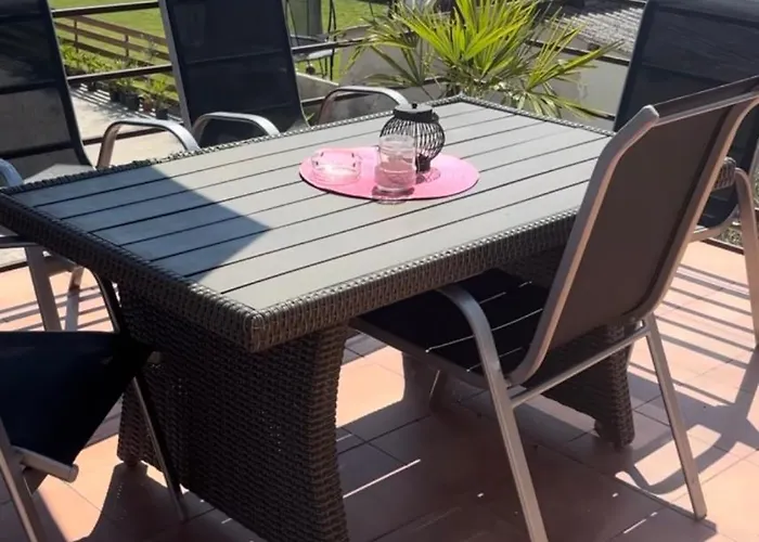 Roze Vendeghaz Pensiune